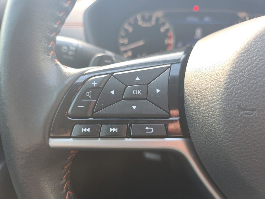 Used 2021 Nissan Altima 2.5 SR w/ SR Premium Package image 25