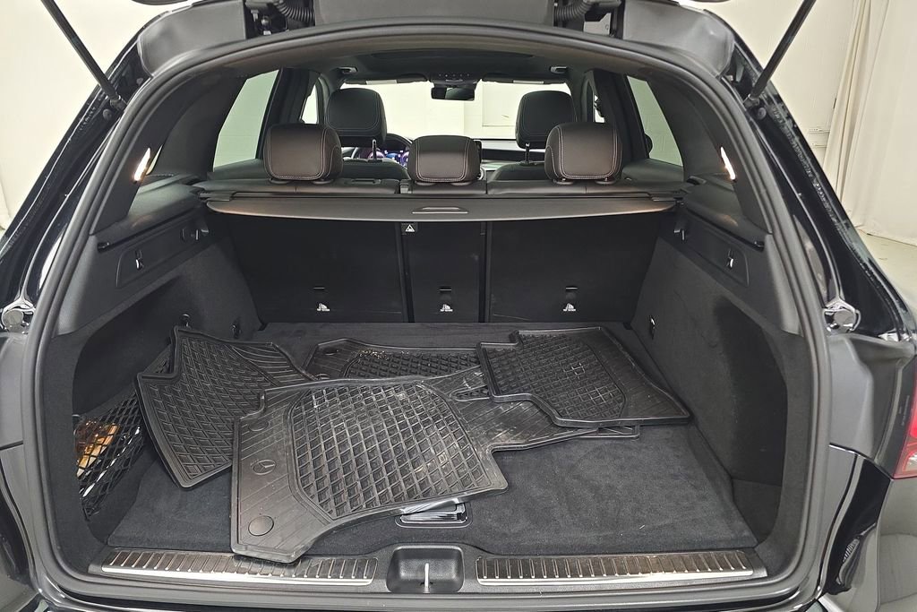 Used 2022 Mercedes-Benz GLC 300 4MATIC image 29