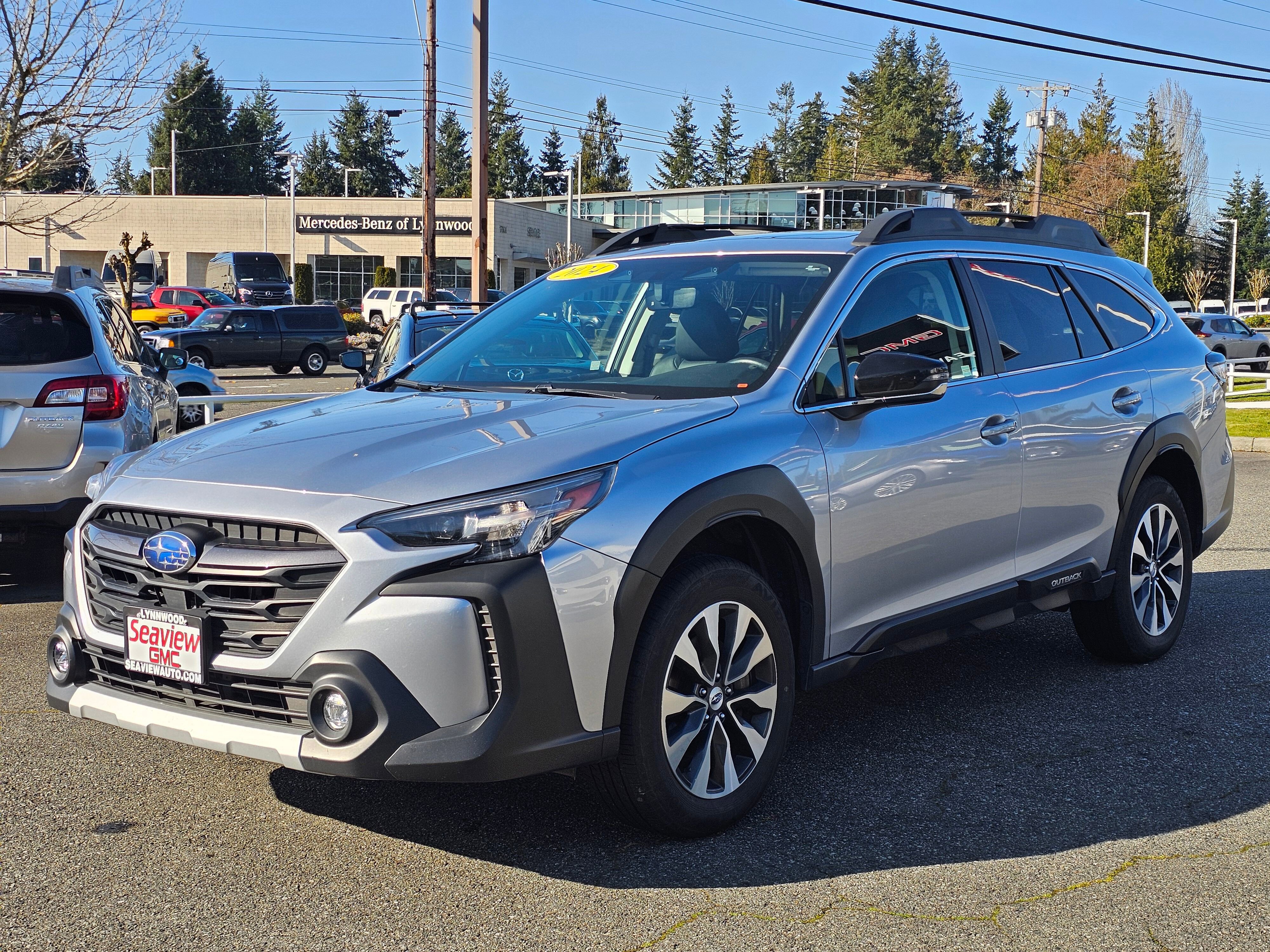 Used 2024 Subaru Outback Limited AWD/4WD image 3