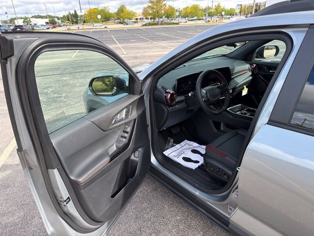 New 2027 Chevrolet Equinox RS w/ Convenience Package III AWD/4WD image 9