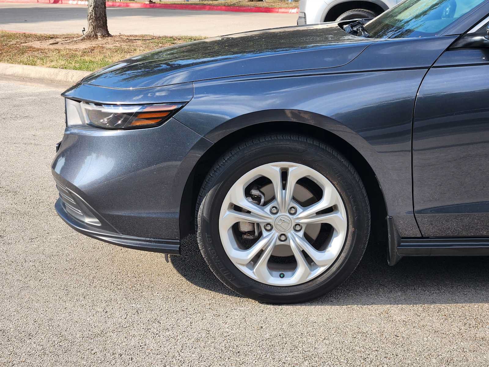 Certified 2024 Honda Accord LX image 8