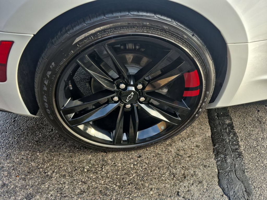 Used 2023 Chevrolet Camaro LT w/ Redline Edition RWD image 17