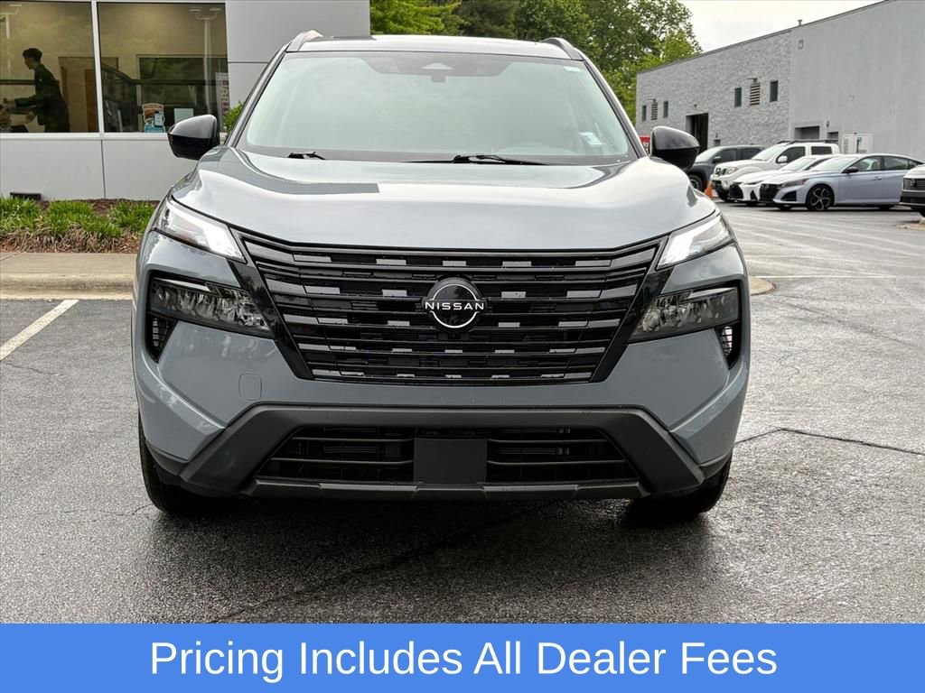 Used 2026 Nissan Rogue SV FWD image 4