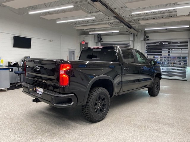 New 2026 Chevrolet Silverado 1500 ZR2 image 5