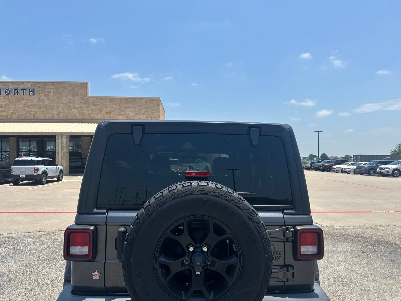 Used 2021 Jeep Wrangler Unlimited Sport AWD/4WD image 4