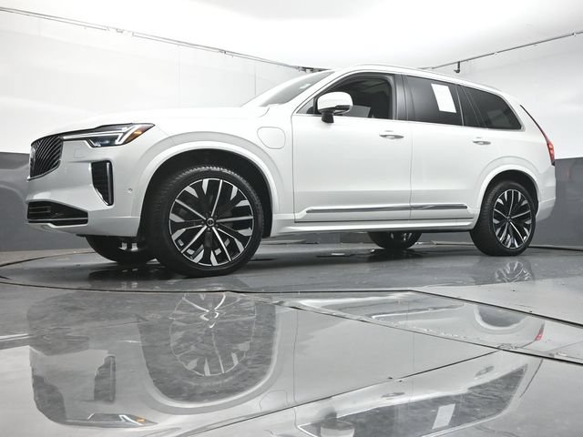 Used 2026 Volvo XC90 T8 Plus w/ Protection Package Premier AWD/4WD image 37