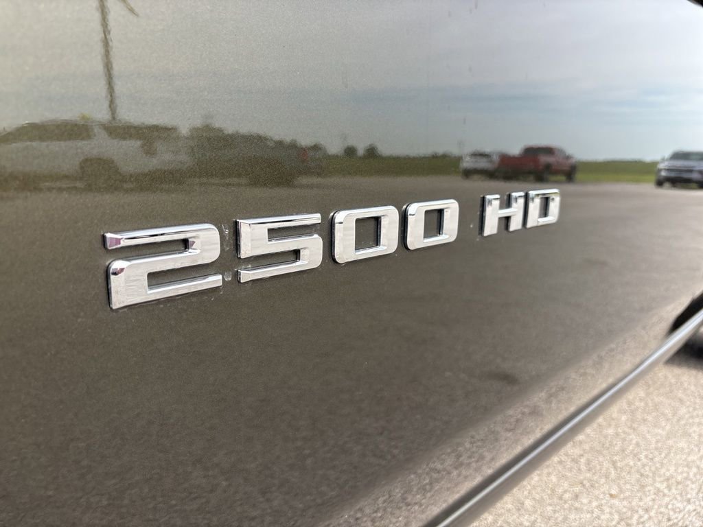 Used 2022 Chevrolet Silverado 2500 High Country AWD/4WD image 15