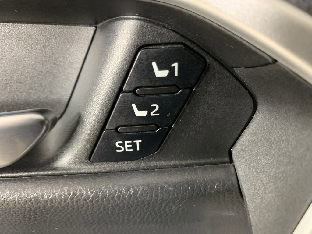 Used 2023 Toyota RAV4 XLE Premium AWD/4WD image 17