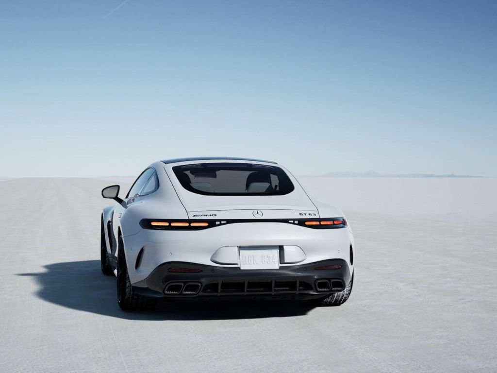 Used 2025 Mercedes-Benz AMG GT 63 image 26