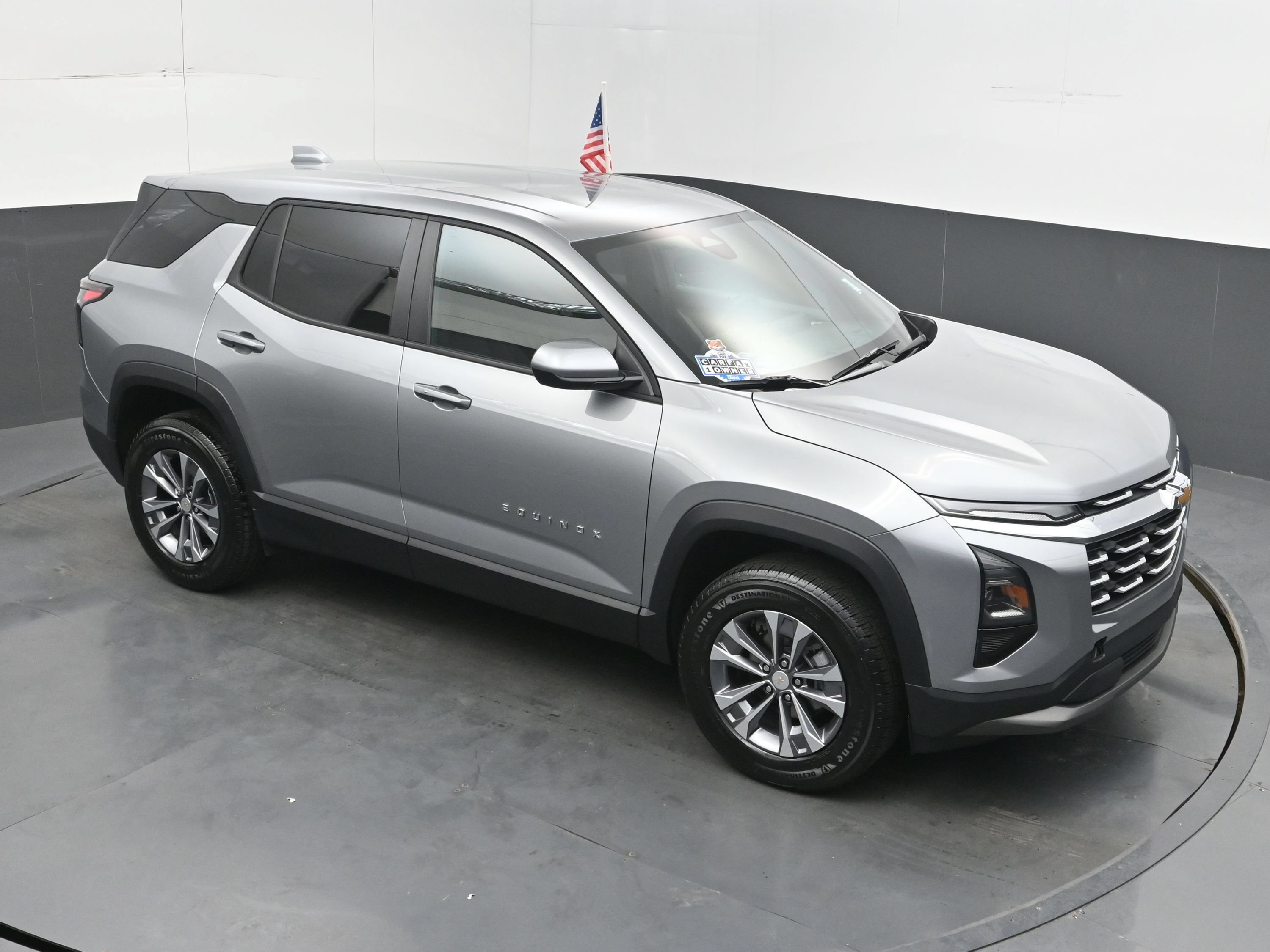 Used 2026 Chevrolet Equinox LT FWD image 31