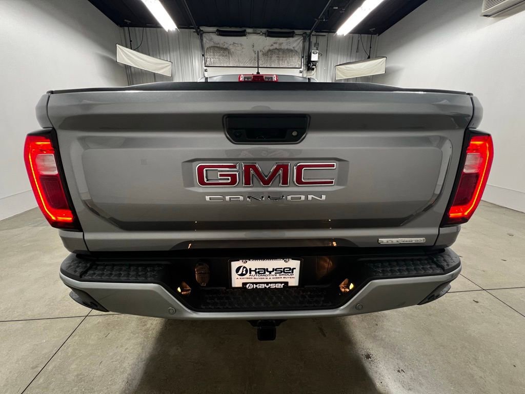 New 2026 GMC Canyon Elevation image 4