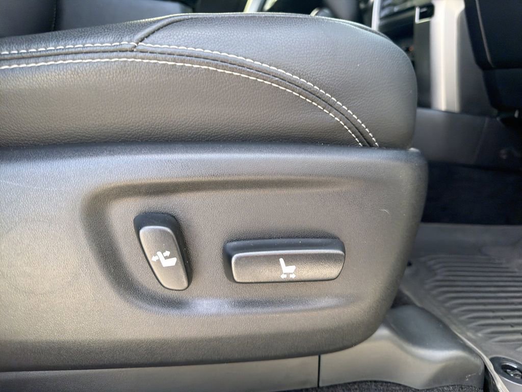 Used 2023 Toyota 4Runner Limited image 20