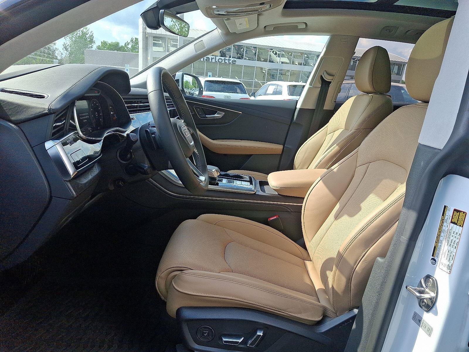 Used 2025 Audi Q8 Prestige w/ Prestige Package image 14