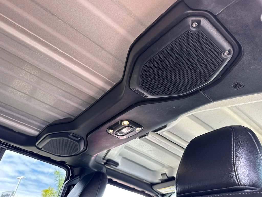 Certified 2023 Jeep Wrangler Unlimited Sahara AWD/4WD image 19