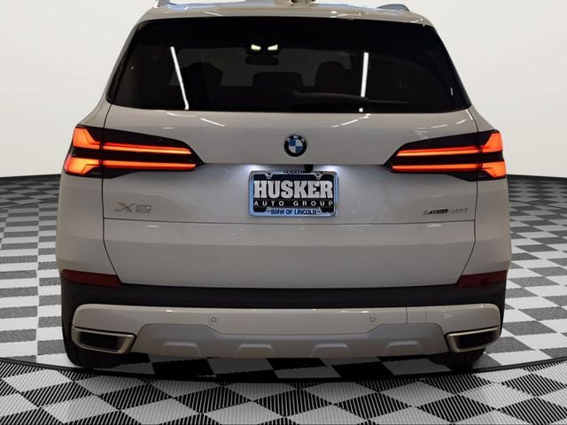 New 2026 BMW X5 xDrive40i w/ Premium Package AWD/4WD image 11