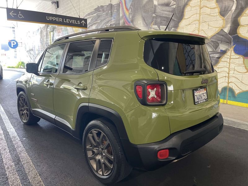 Used 2016 Jeep Renegade 75th Anniversary FWD image 2