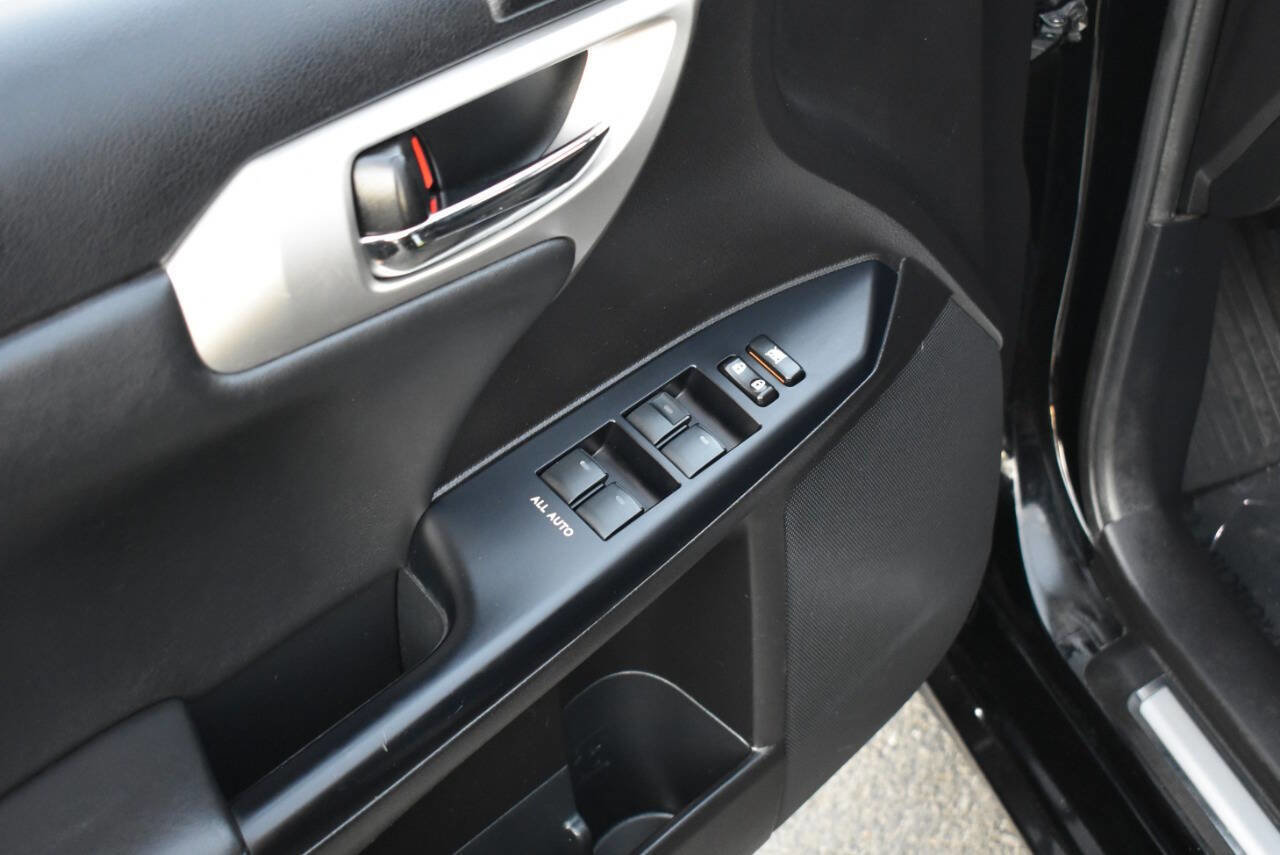 Used 2013 Lexus CT 200h image 50