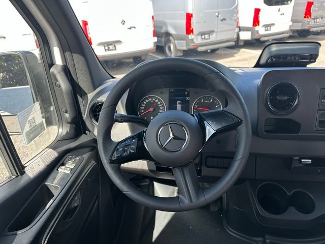 New 2025 Mercedes-Benz Sprinter 2500 image 19