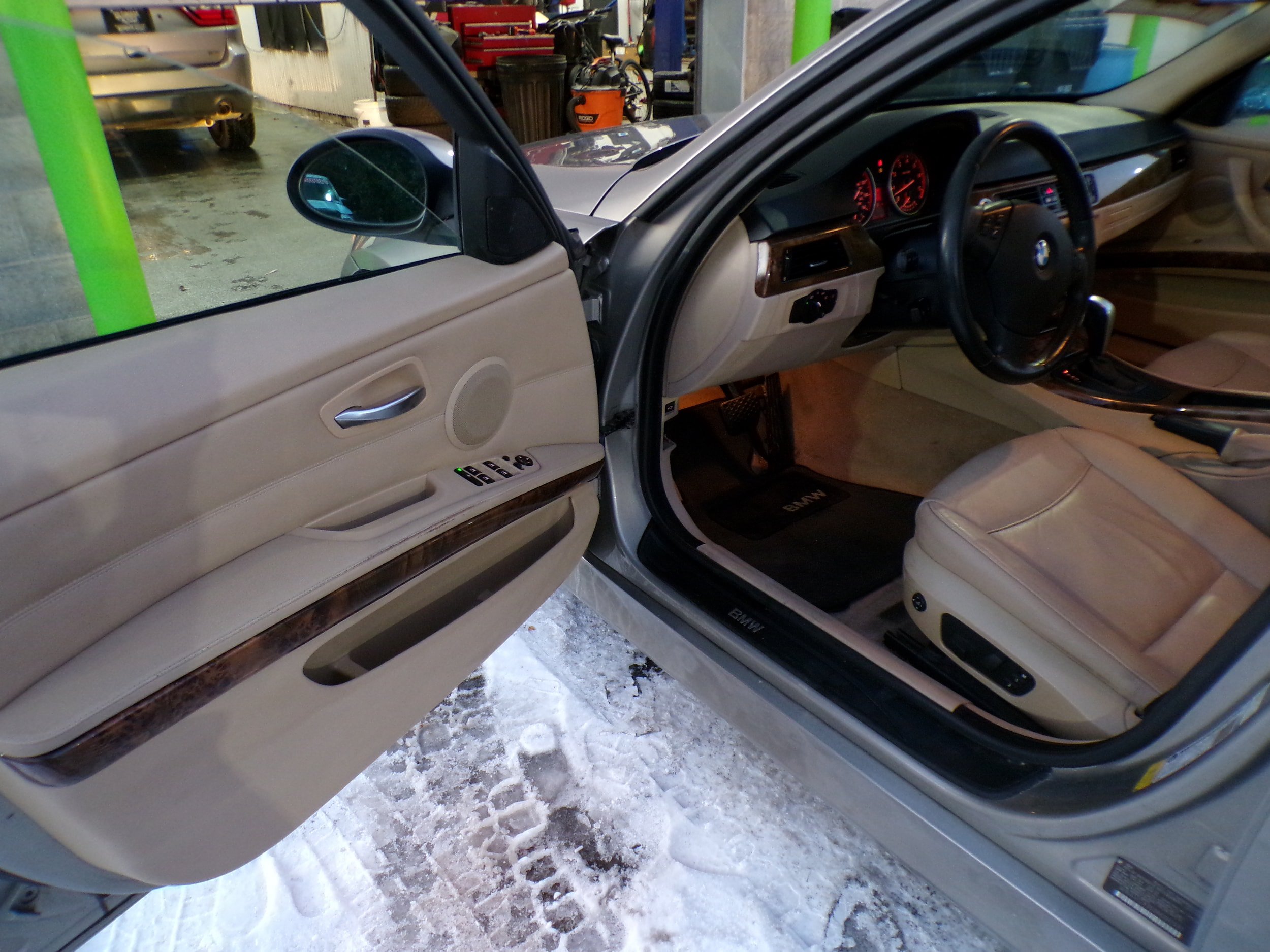Used 2008 BMW 328xi Sedan AWD/4WD image 7