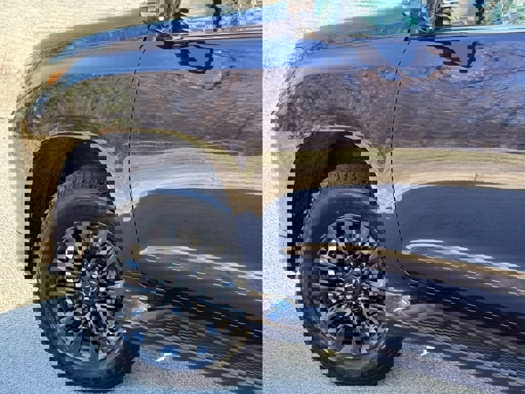 Certified 2020 Lexus GX 460 Premium w/ Premium Package image 8