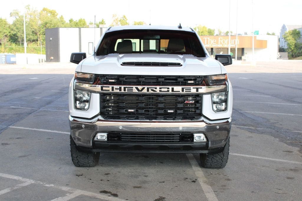 Used 2022 Chevrolet Silverado 2500 LT w/ Texas Edition AWD/4WD image 3