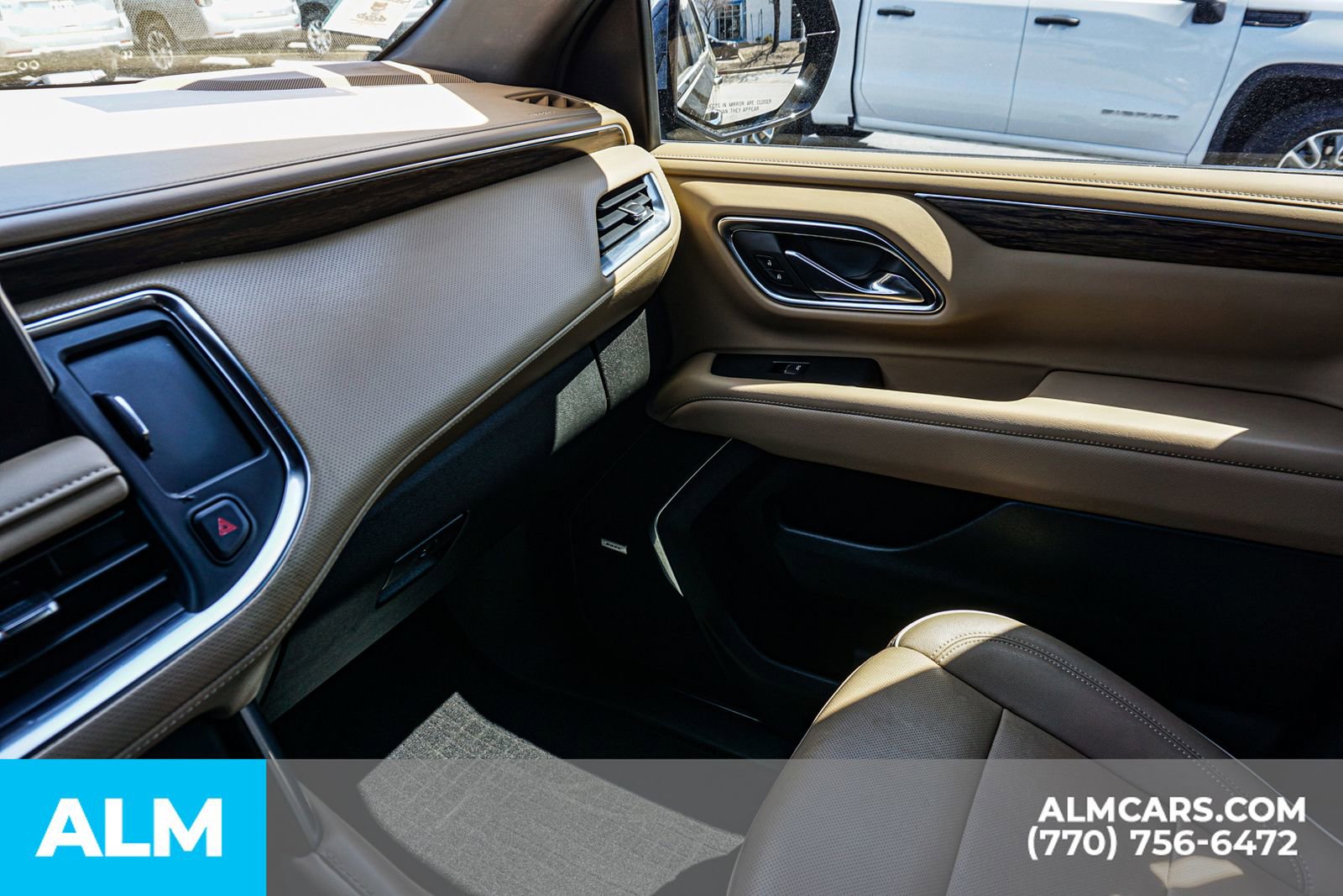 Used 2023 Chevrolet Tahoe Premier w/ Premium Package 2 AWD/4WD image 49