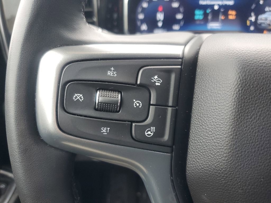 Used 2024 Chevrolet Silverado 1500 LT AWD/4WD image 25