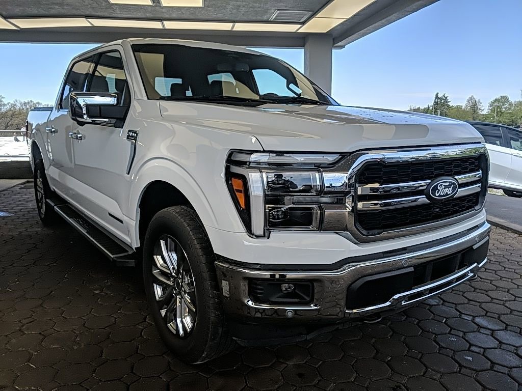 Certified 2025 Ford F150 Lariat w/ Equipment Group 502A High AWD/4WD image 4
