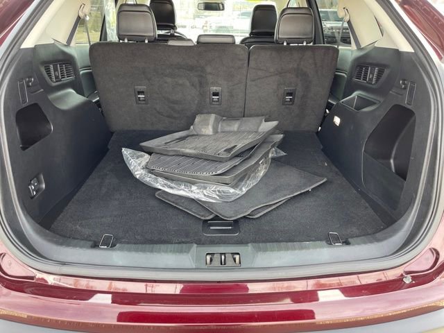 Used 2024 Ford Edge SEL image 11
