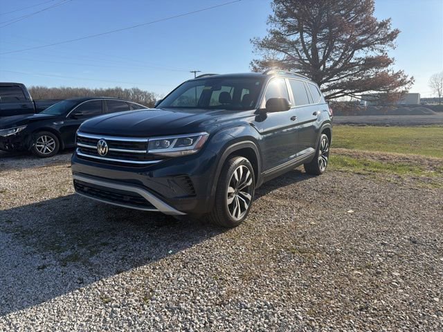 Used 2022 Volkswagen Atlas SE image 2