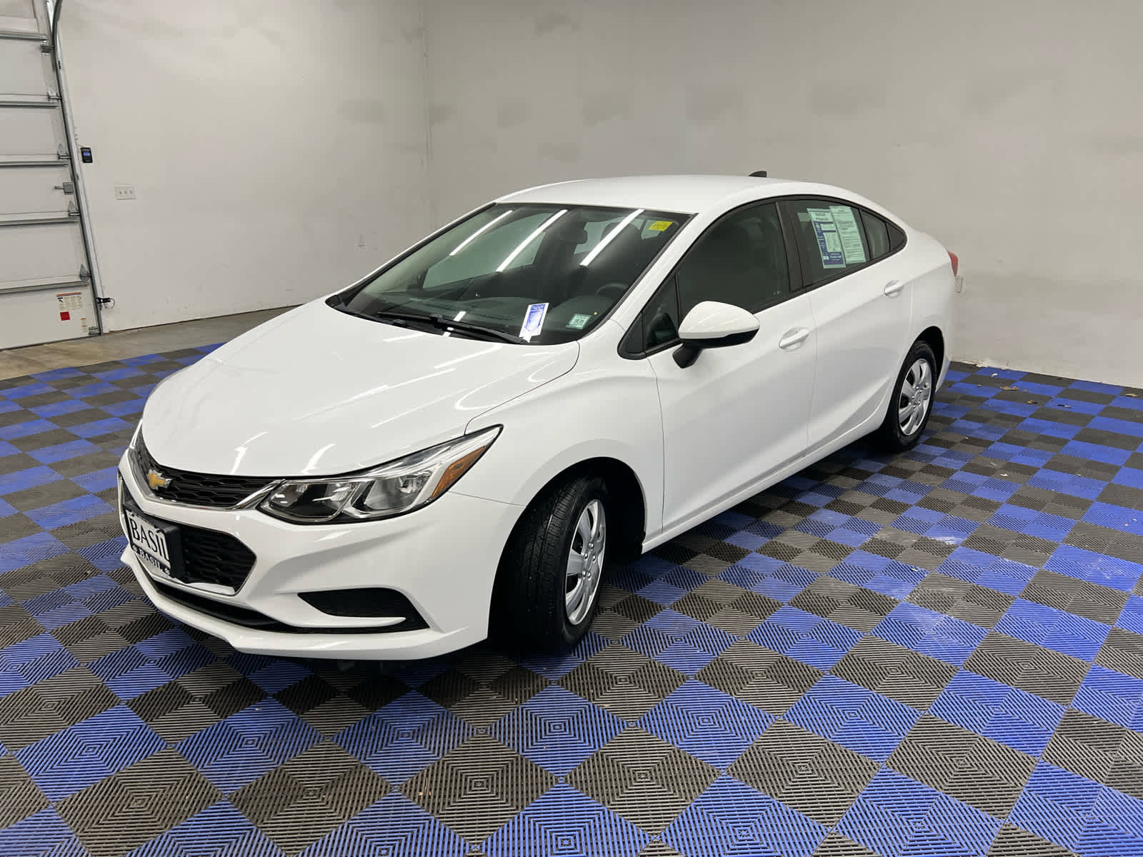 Used 2018 Chevrolet Cruze LS image 5