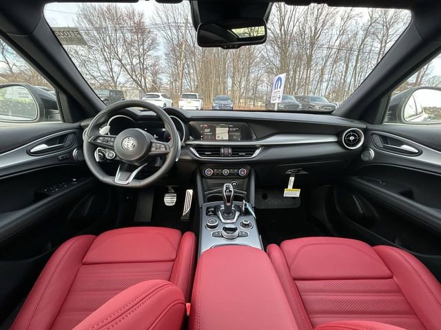 New 2026 Alfa Romeo Stelvio Sprint image 12