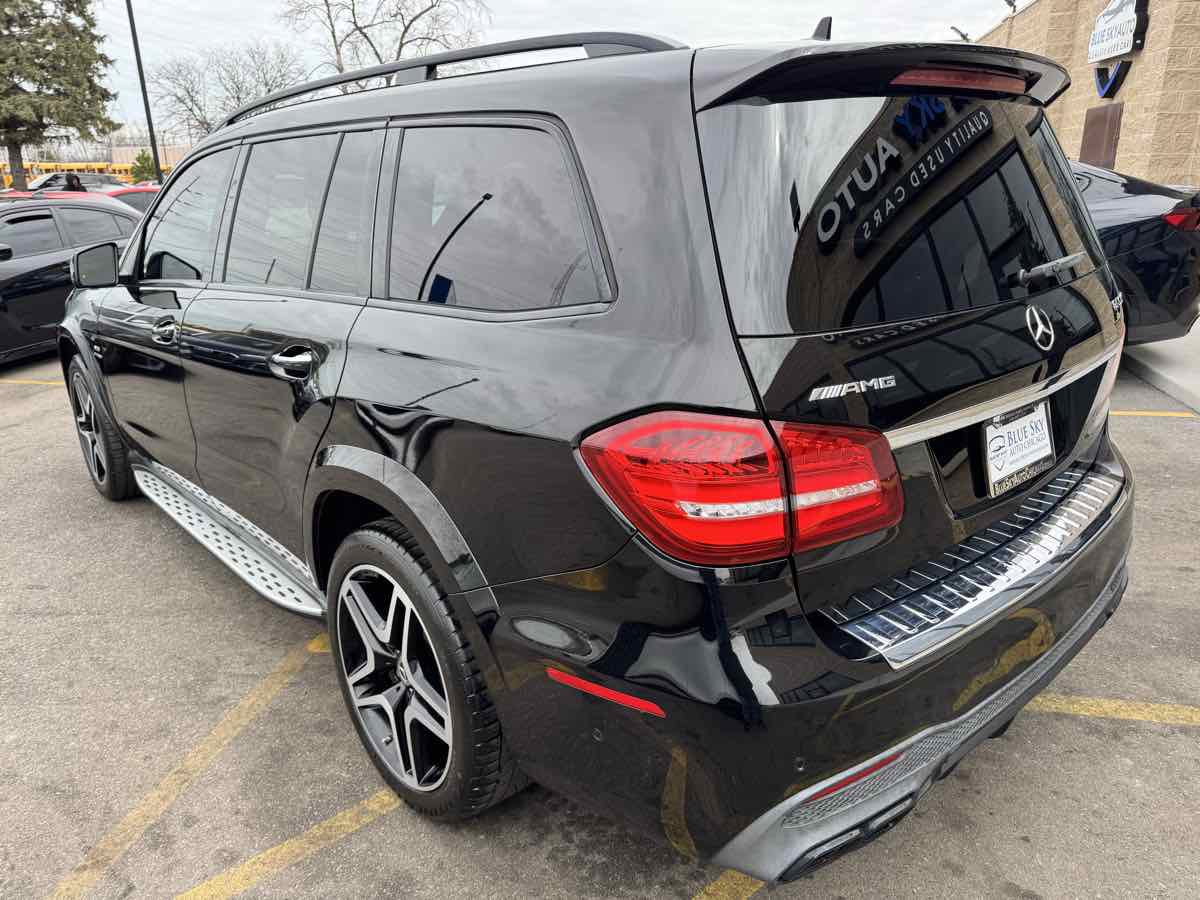Used 2019 Mercedes-Benz GLS 63 AMG 4MATIC w/ AMG Night Styling Package image 7
