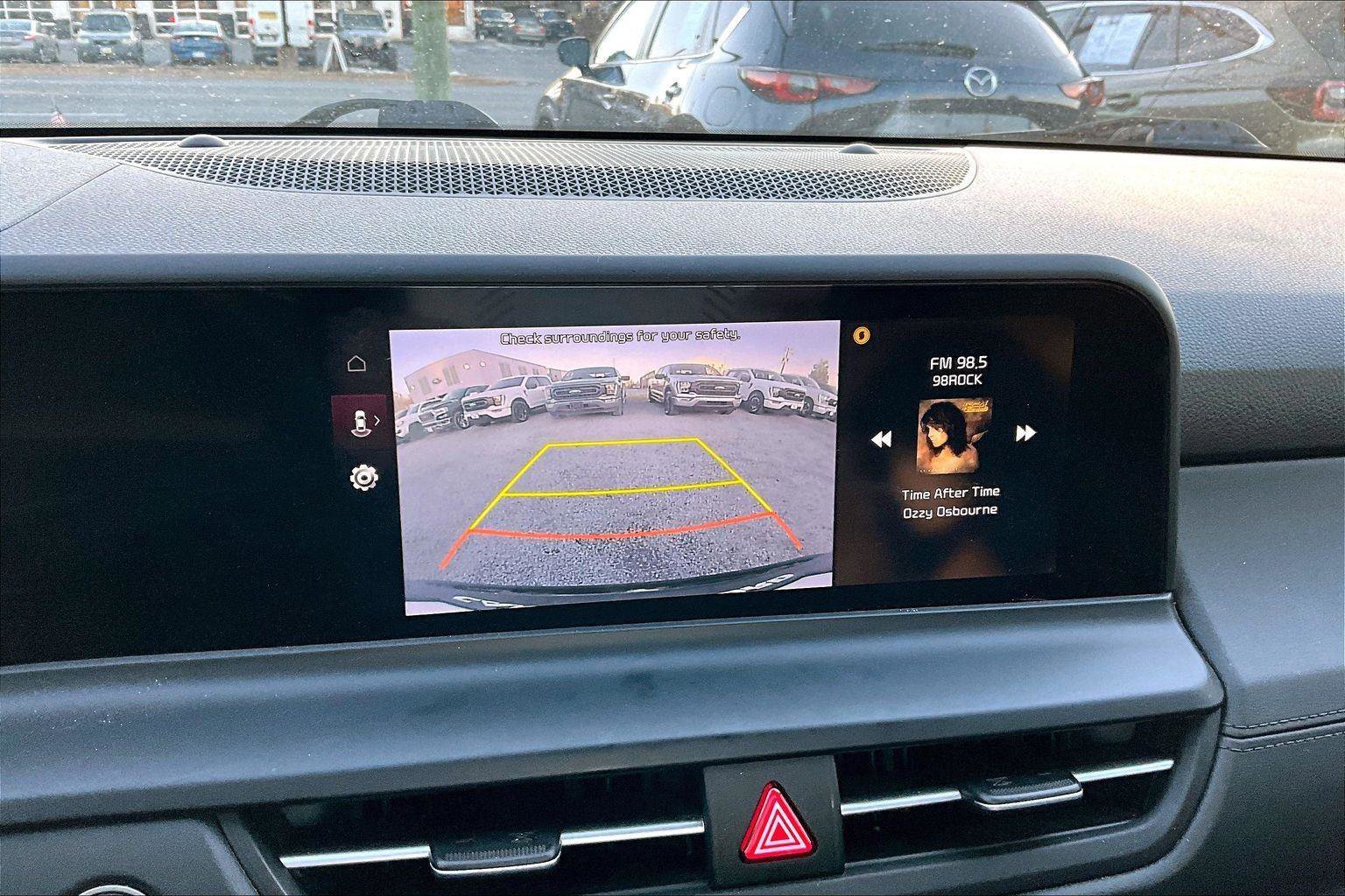 Used 2024 Kia Seltos SX w/ SX Sunroof Package image 21