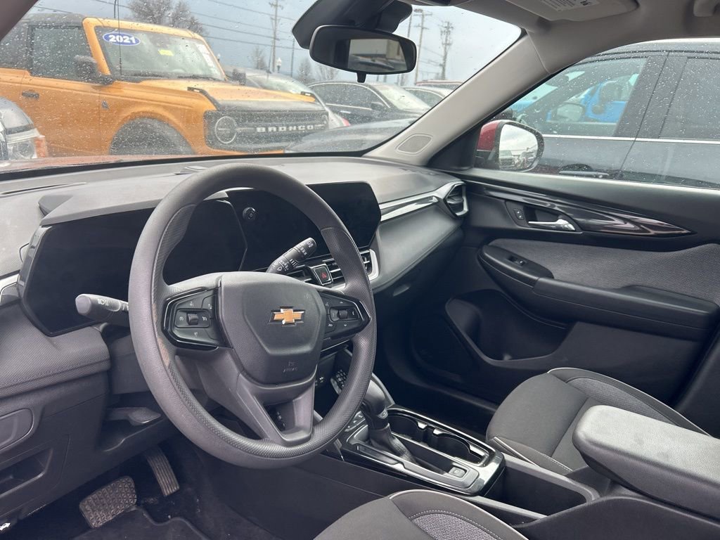 Used 2025 Chevrolet TrailBlazer LT image 10