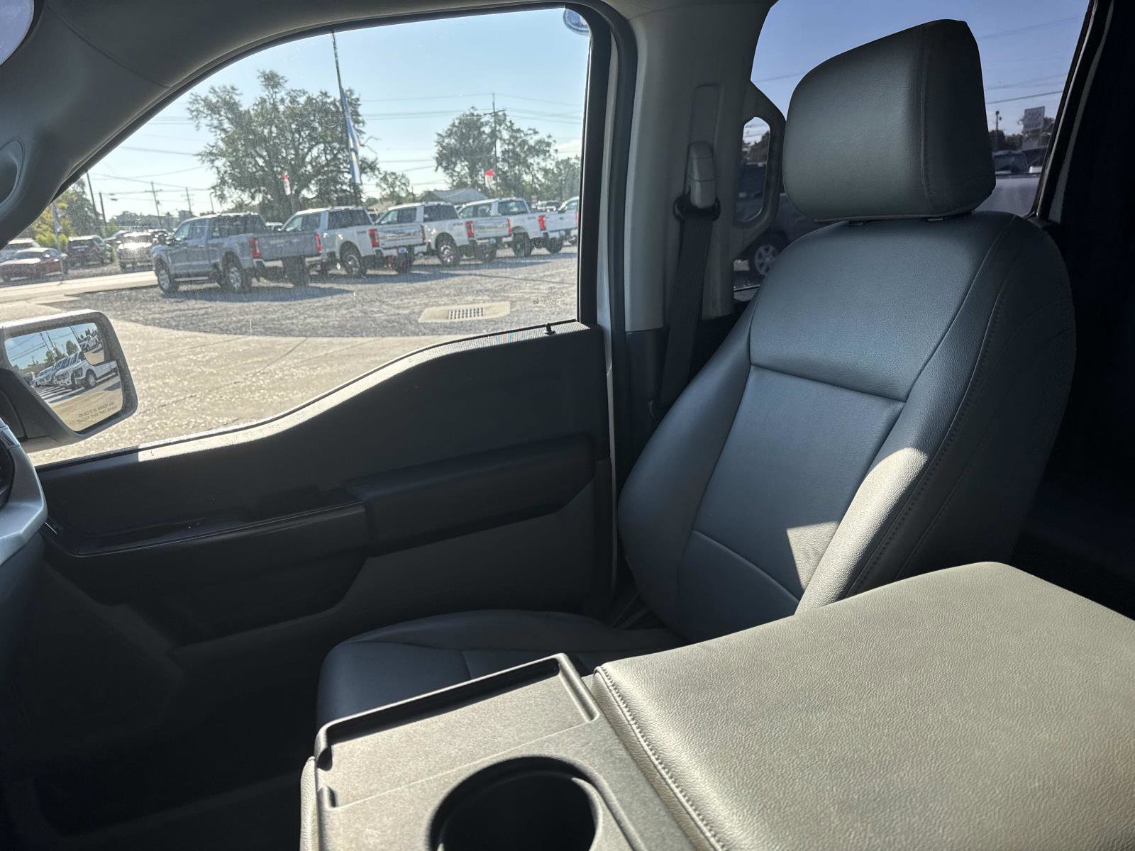 Used 2022 Ford F150 XL w/ Trailer Tow Package image 15