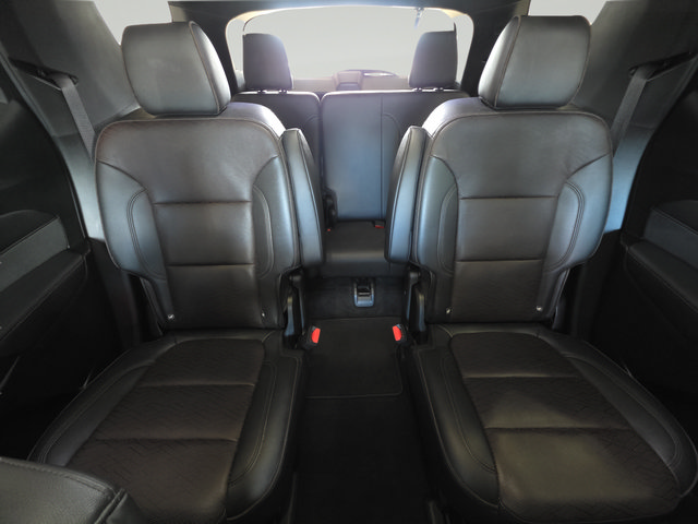 Used 2023 Chevrolet Traverse High Country AWD/4WD image 27