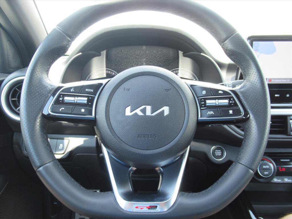 Used 2024 Kia Forte GT-Line image 20