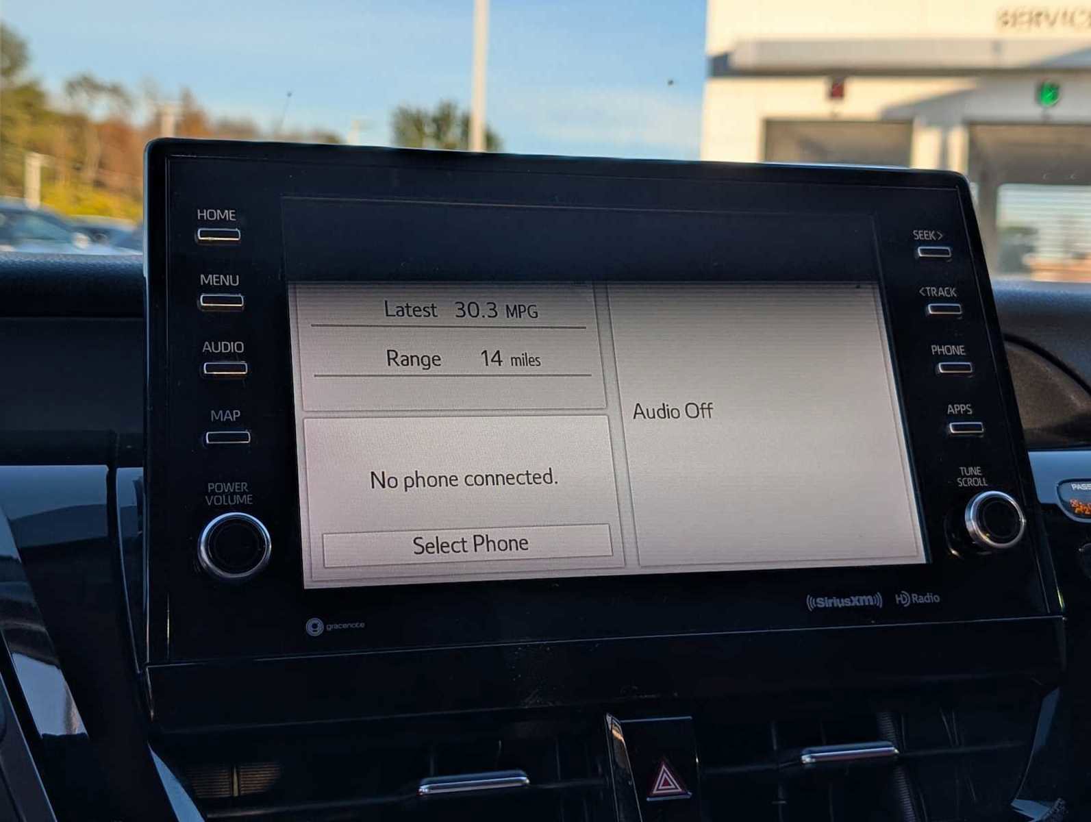 Used 2021 Toyota Camry XSE image 11