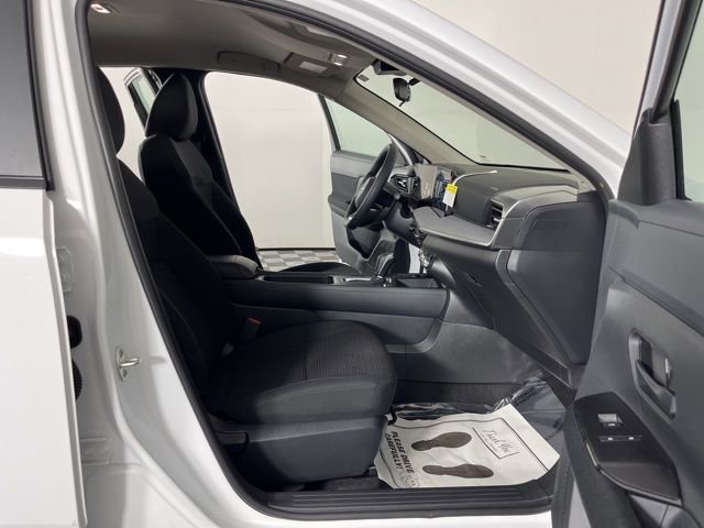 Used 2026 Nissan Kicks S FWD image 37