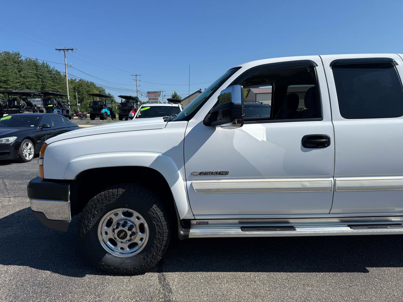 Used 2004 Chevrolet Silverado 2500 LS w/ Skid Plate Package AWD/4WD image 3