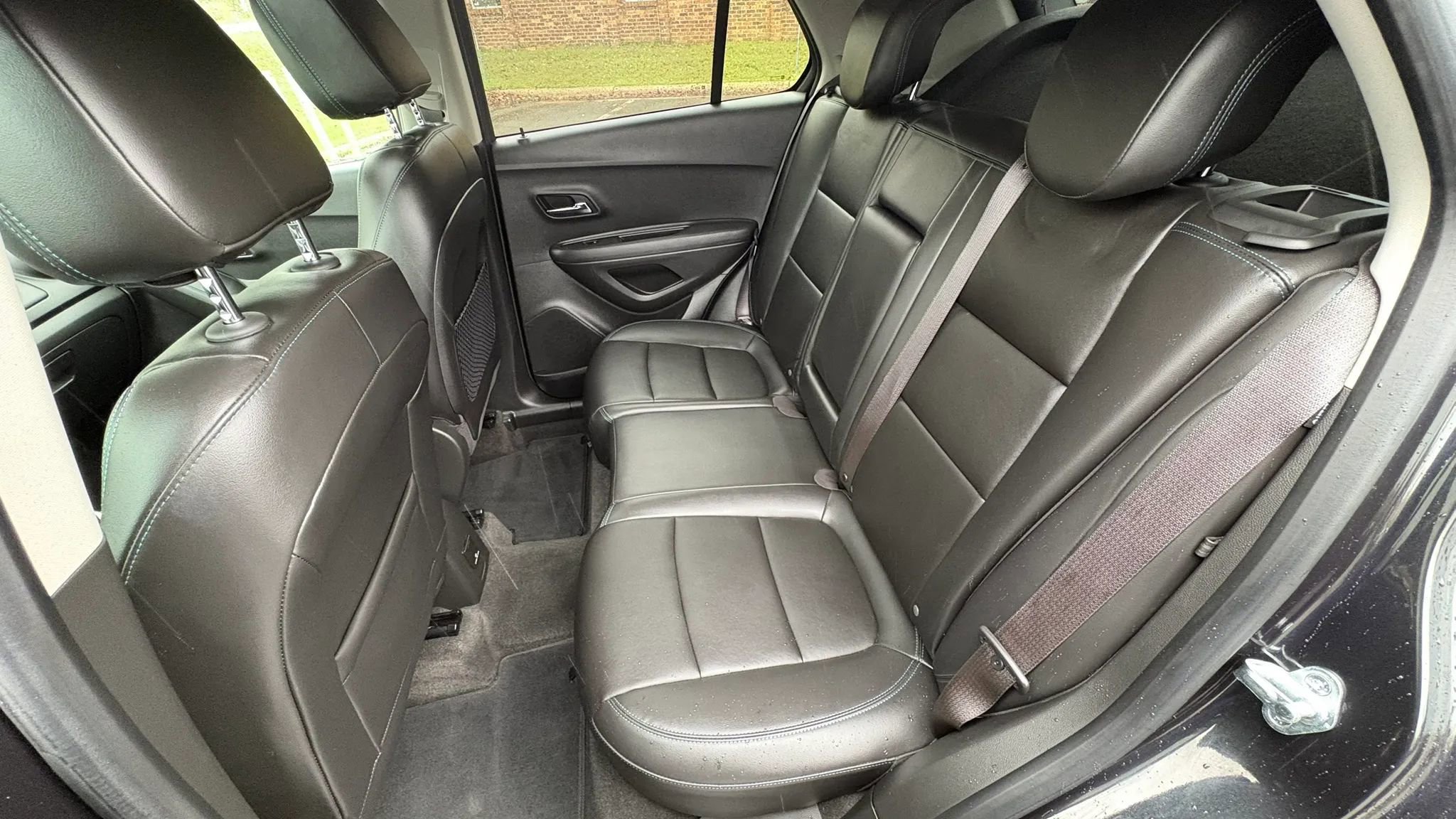 Used 2016 Chevrolet Trax LTZ AWD/4WD image 23