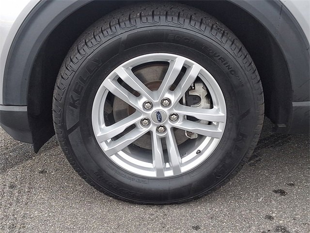 Used 2022 Ford Explorer XLT image 8