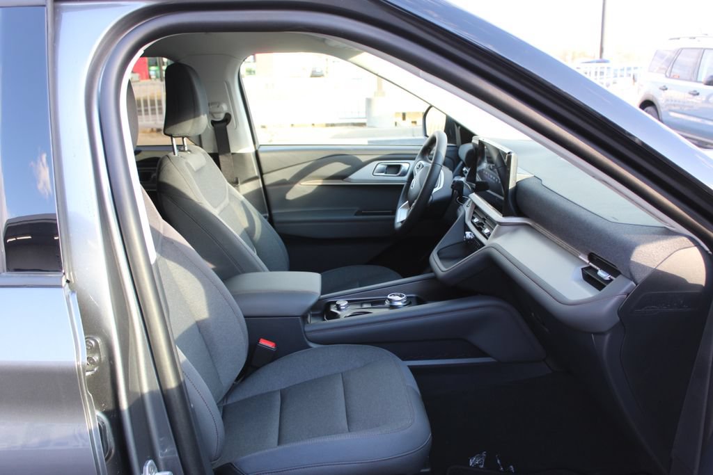New 2026 Ford Explorer Active AWD/4WD image 14