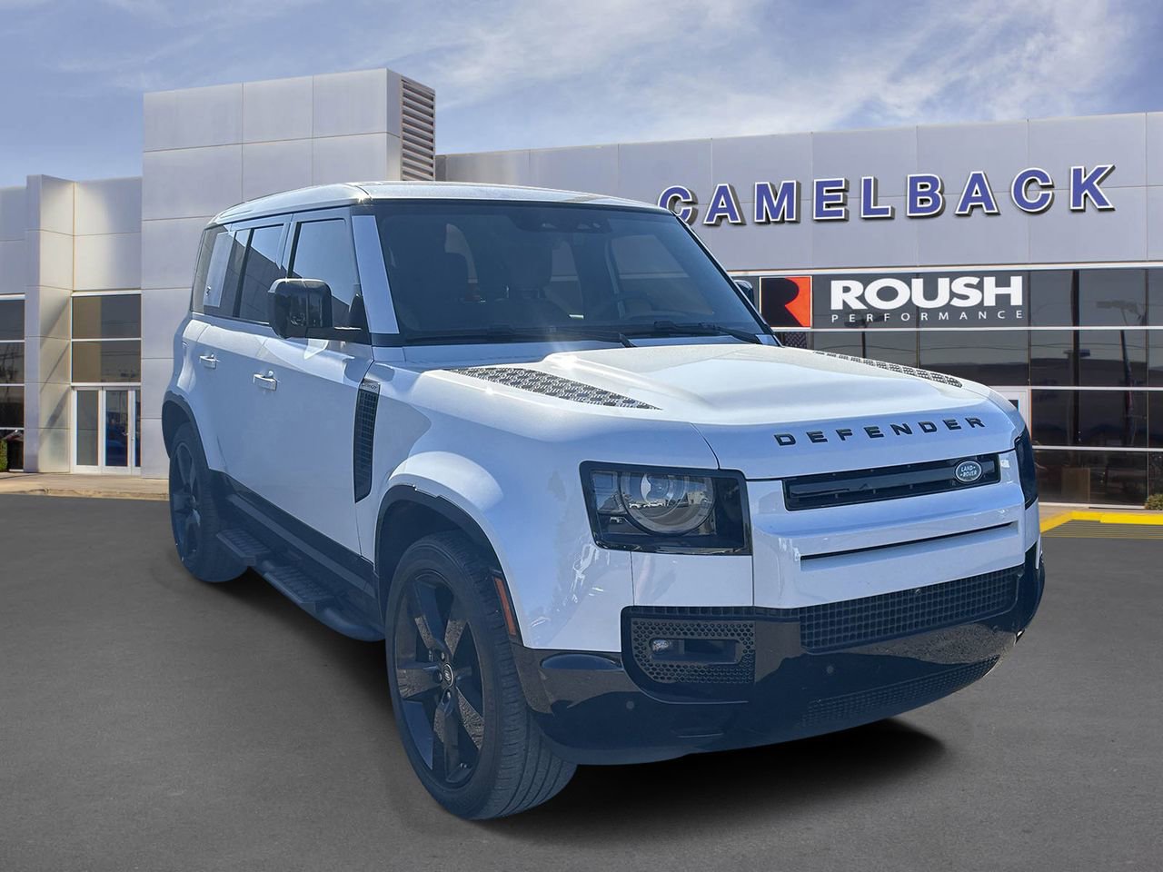 Used 2023 Land Rover Defender 110 V8 image 4