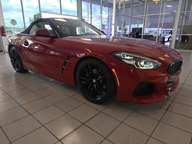 Used 2019 BMW Z4 sDrive30i w/ M Sport Package RWD image 2