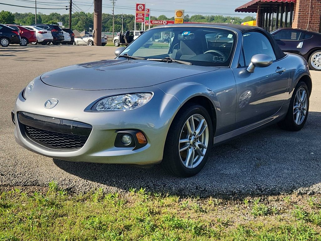 Used 2014 MAZDA MX-5 Miata Sport image 4