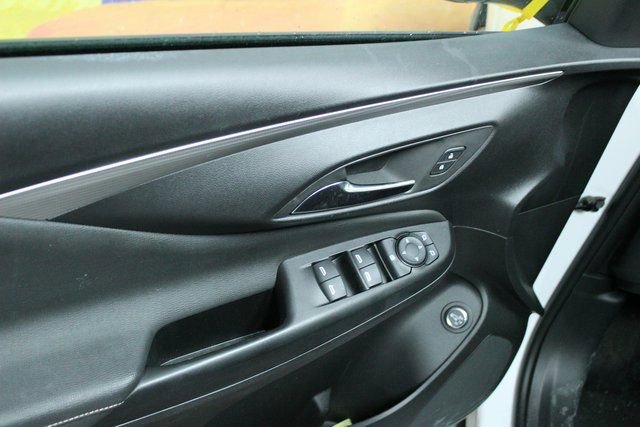 Used 2025 Buick Envista Avenir FWD image 12