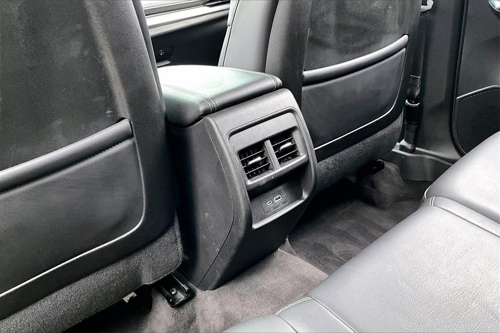 Certified 2024 Cadillac XT4 Premium Luxury image 25