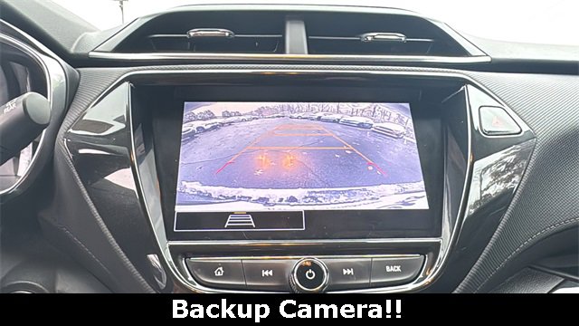 Used 2022 Chevrolet TrailBlazer LT w/ Convenience Package image 3